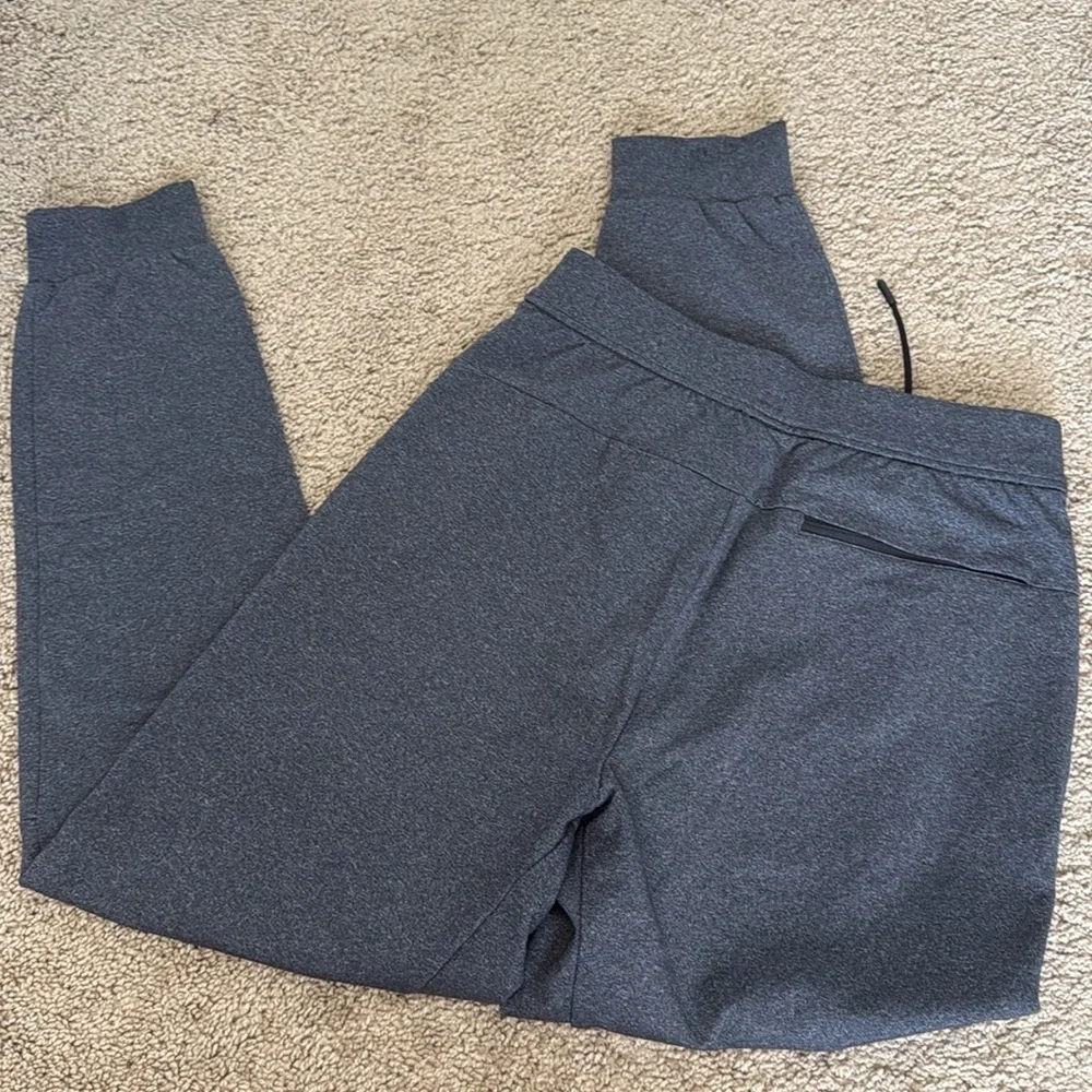 Lululemon Intent Jogger *30